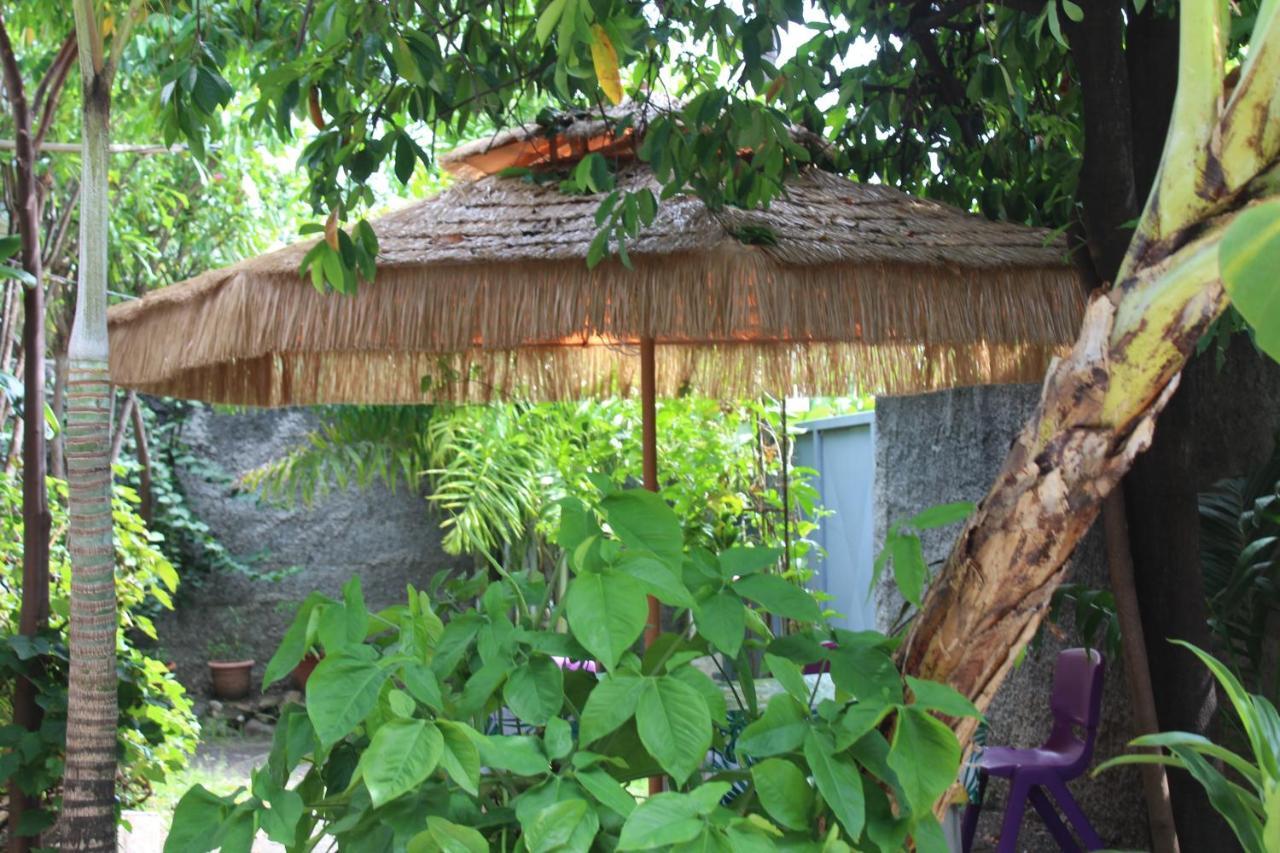 Hime Lodge Papeete  Exteriör bild
